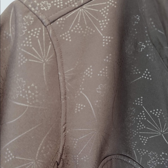 Light Jacket - Picture 4 of 7